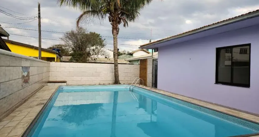 Casa com 4 quartos e piscina à venda na praia do campeche, em florianópolis/sc!