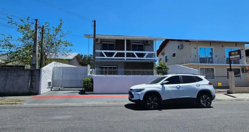 Casa com 4 quartos à venda na Rua Santo André, 472, Flor de Nápolis, São José