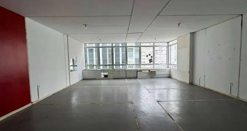 Sala Comercial com 72 m² à venda no Centro de Florianópolis/SC!