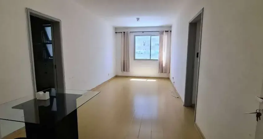 Apartamento com 2 quartos para alugar no Centro de Florianópolis/SC.