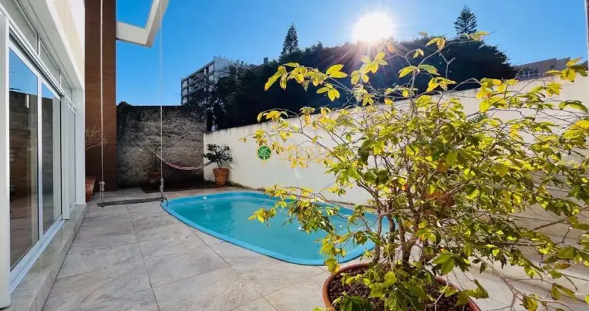 Casa Residencial à venda, Coqueiros, Florianópolis - CA1935.