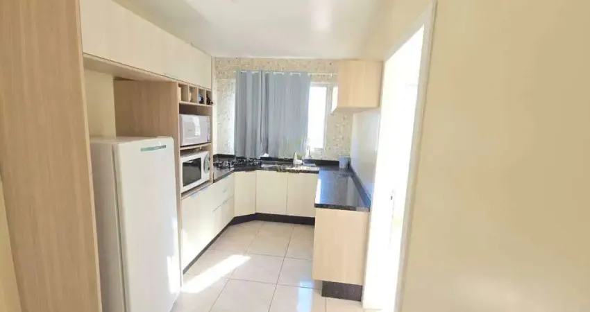 Apartamento amplo no bairro fazenda, 2 quartos (1 suíte) e excelente localização