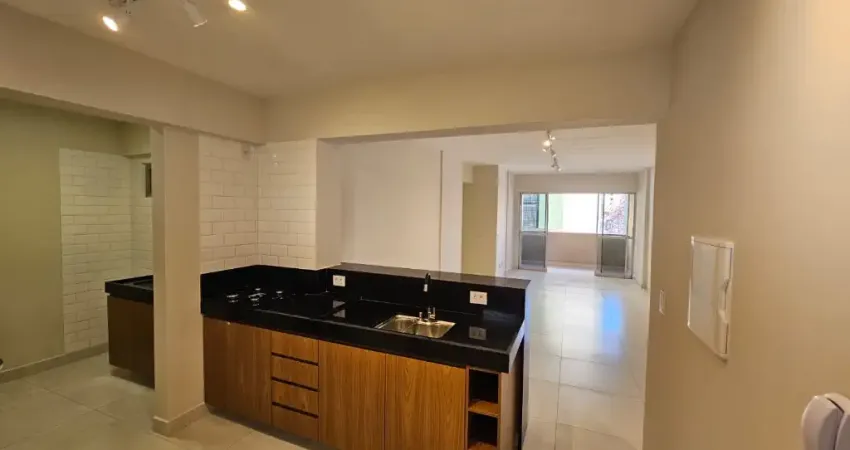 Amplo apartamento reformado no coração de tambaú – 125m² a 400m da orla