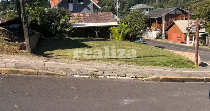Terreno à venda na Rua Henrique Bertoluci com Corte Real, Piratini, Gramado