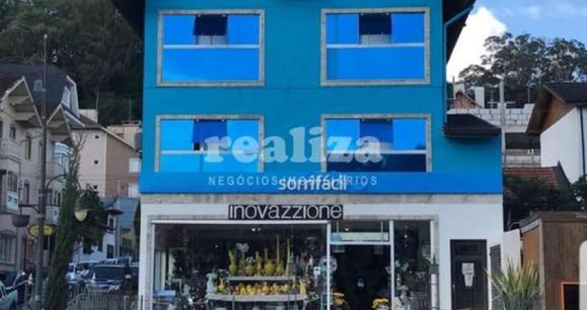 Apartamento à venda na Avenida Borges de Medeiros, Centro, Gramado