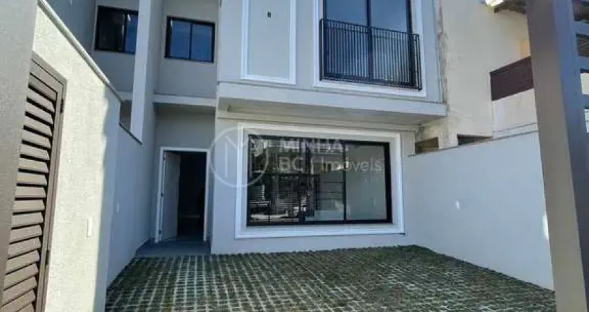 Casa com 3 quartos à venda na Rua 2070, Centro, Balneário Camboriú