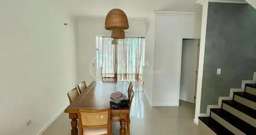 Casa com 3 quartos à venda na Rua Portugal, 542, Nações, Balneário Camboriú