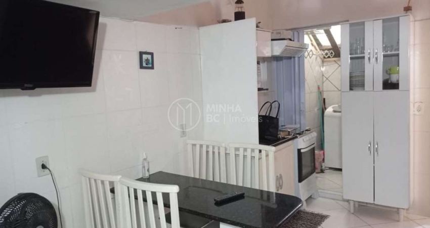 Casa com 2 quartos à venda na Rua Julieta Lins, 430, Pioneiros, Balneário Camboriú