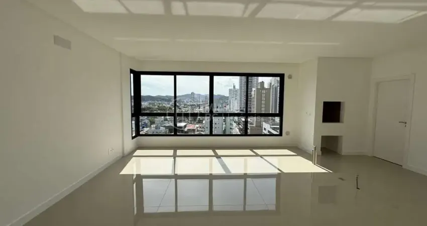 Apartamento com 3 quartos à venda na Rua 3310, 107, Centro, Balneário Camboriú