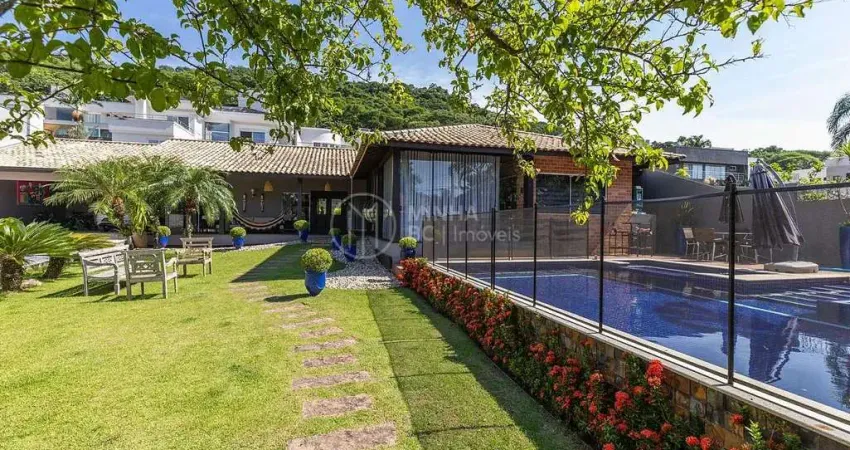 Casa com 4 quartos à venda na Rua Manoel Athanázio Corrêa, 252, Barra, Balneário Camboriú