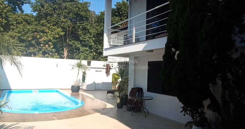 Casa com 04 suítes - Fazendinha - Itajaí/SC