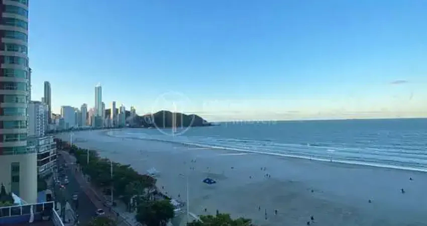 Apartamento com 3 quartos à venda na Avenida Atlântica, 1480, Centro, Balneário Camboriú