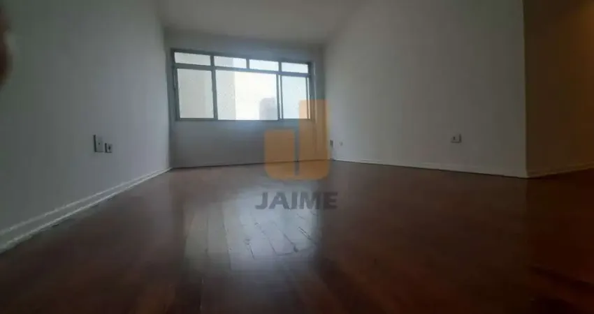 Apartamento 3 dormitórios, 1 suíte e 1 vaga na rua da consolação