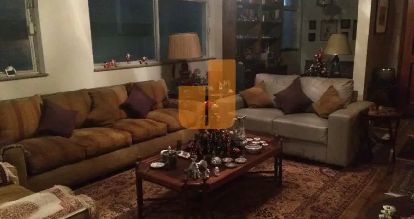 Excelente apartamento, bem conservado e com ótima localização!!!