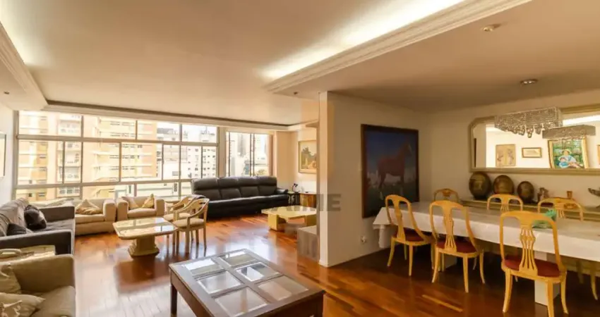 Apartamento porteira fechada, 220 metros bem distribuídos todo mobiliado em prédio com lazer.