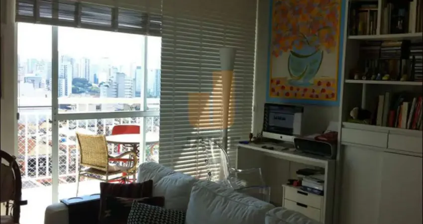 Ótimo apartamento ensolarado com bela vista em prédio com lazer total.