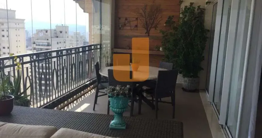 Apartamento em prédio novo, bem localizado, reformado,  230 m, 4 suítes, 5 vagas. imperdível!