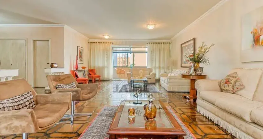 Apartamento espaçoso de 455 m2, 1 por andar! agende já sua visita!!!