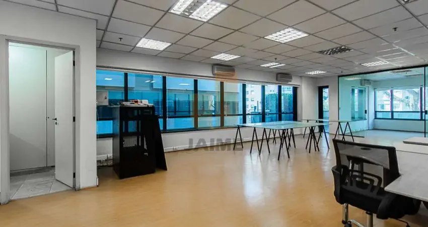 Excelente sala comercial de muito fácil acesso ao metrô paulista