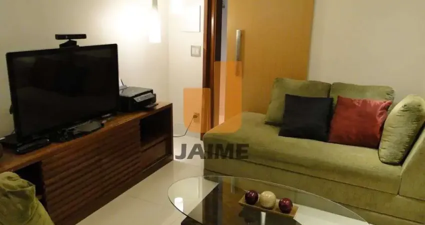 Apartamento padrão, com 180 metros, 4 dormitórios e2 vagas. ótima localização.