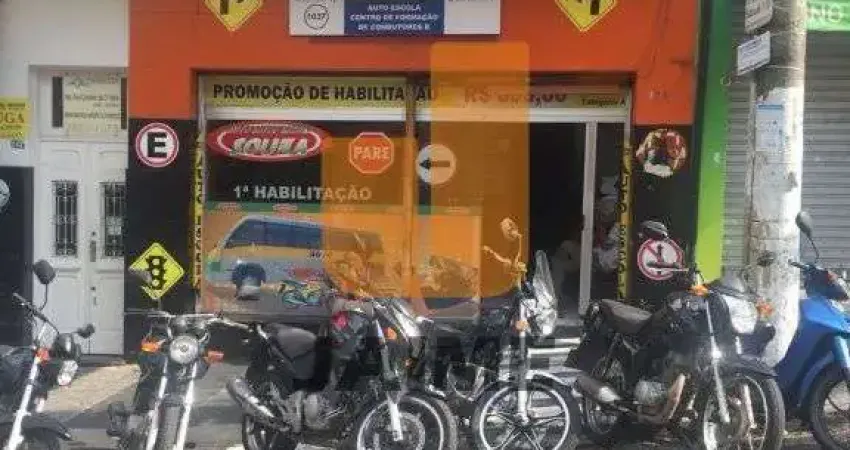 Ponto Comercial para venda com renda, na melhor localização da Lapa, com 3 banheiros e 150 m²