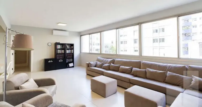 Apartamento de aproximadamente 145m2 - com 3 dormitórios, sendo 1 suíte e 1vaga de garagem.