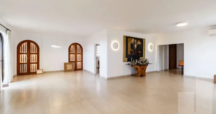 Apartamento com 4 dormitórios sendo 1 suíte e 3 vagas, 317 m2, próximo ao shopping higienopólis.