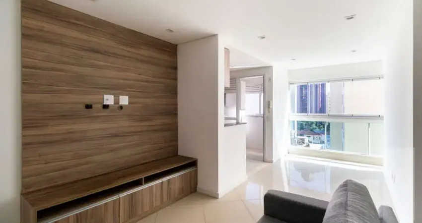 Apartamento com 2 quartos para alugar na Rua Dona Antônia de Queirós, 505, Higienópolis, São Paulo