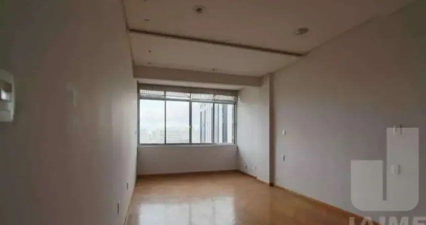 Apartamento com 2 dormitórios, 97 m2 bem distribuídos, ótima oportunidade para investidor.