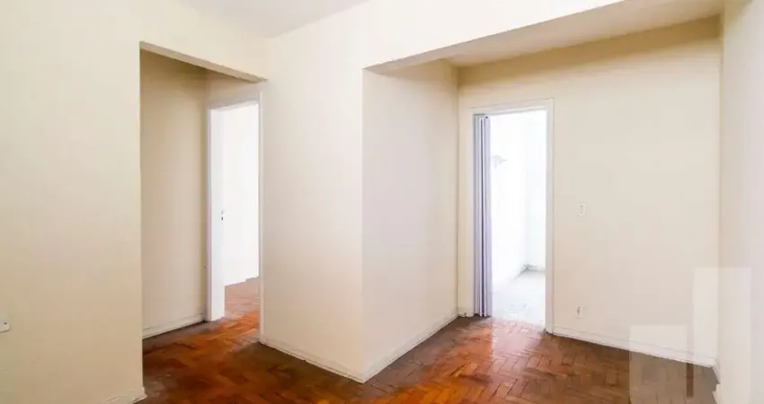 Apartamento a poucos minutos do shopping e do metrô, com 01dormitório e 01 vaga.
