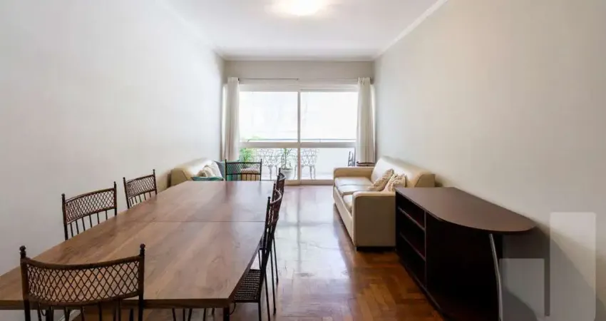Apartamento com excelente localização, bem recuado da rua!