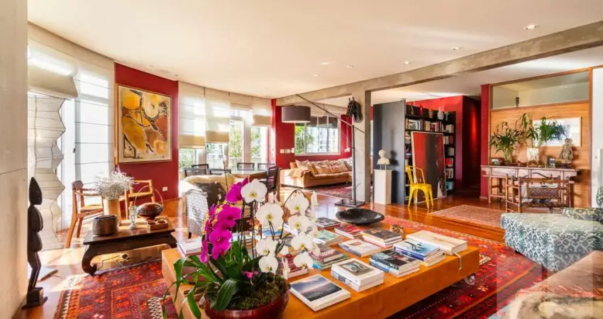 Apartamento totalmente reformado em andar alto no maravilhoso e único ed domus