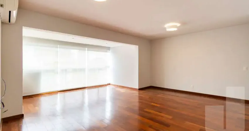 Apartamento mobiliado em área nobre, com 3 suítes e 3 vagas em prédio com lazer - perdizes