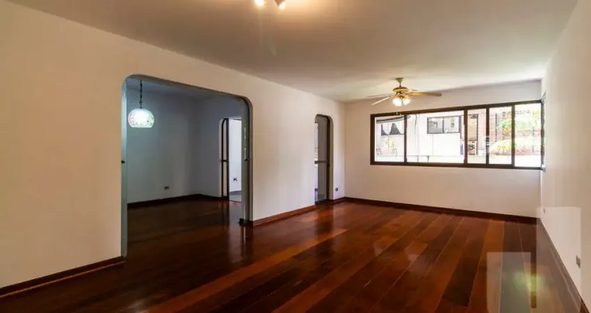 Apartamento 4 dormitorios sendo 2 suites 4 banheiros sala 3 ambientes 2 vaga.