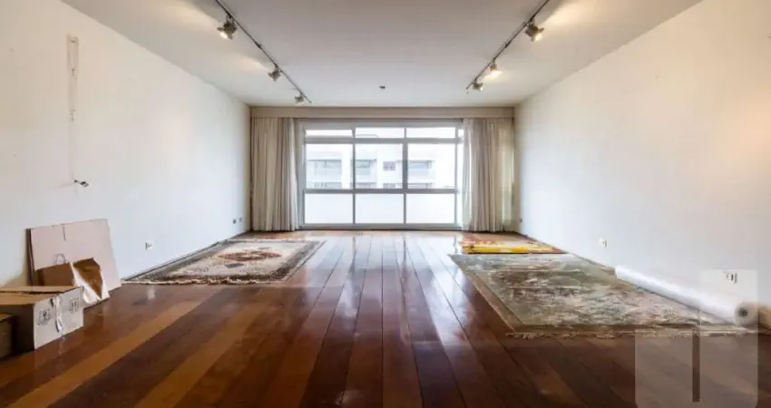 Apartamento com living amplo e janelão com 4 dormitóiros, 2 vagas em higienópolis!