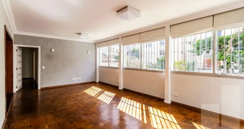 Apartamento na santa cecília, com 3 dormitórios sendo 1 suíte, 1 vaga 145,40 m2 e 1 vaga.