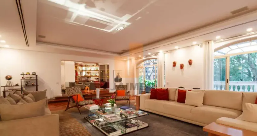 Apartamento com sensação acolhedora de uma casa num prédio de alto padrão com segurança 24 horas