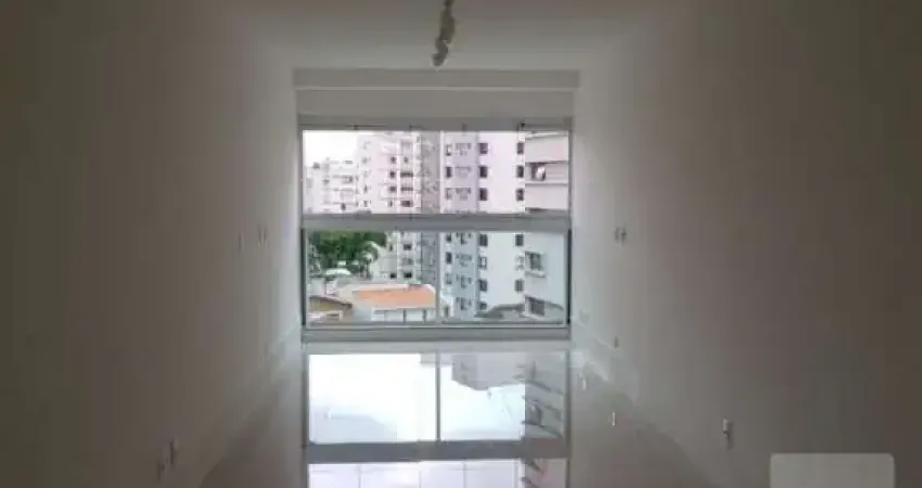 Apartamento com 2 suites e 2 vagas, localização privilegiada e prédio com lazer total.