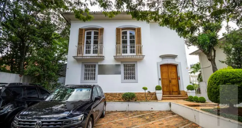 Casa comercial  com 14 vagas próxima a futura estação do metro da praça charles muller