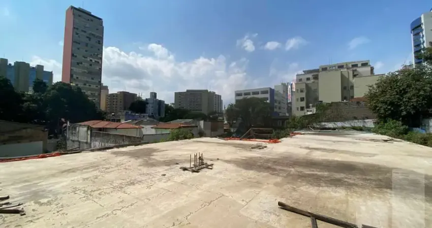 Terreno de 2.200 metros entre santa cecília e higienópolis, excelente localização.