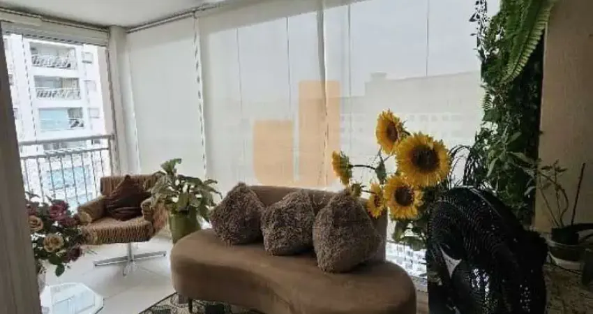 Pronto para entrar, prédio com lazer e vista panorâmica, 2 dormitórios sendo 1 suíte e 2 vagas.