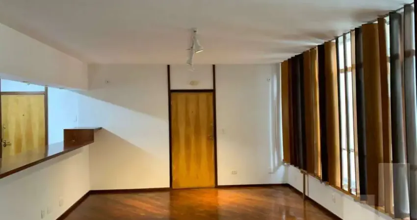 Apartamento 3 dormitorios sendo 1 suite 3 banheiros sala 2 ambientes sem vaga.