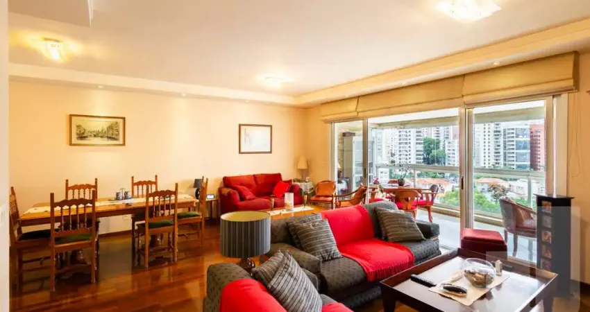 Apartamento com vista para o pacaembu em predio com quadra de tenis