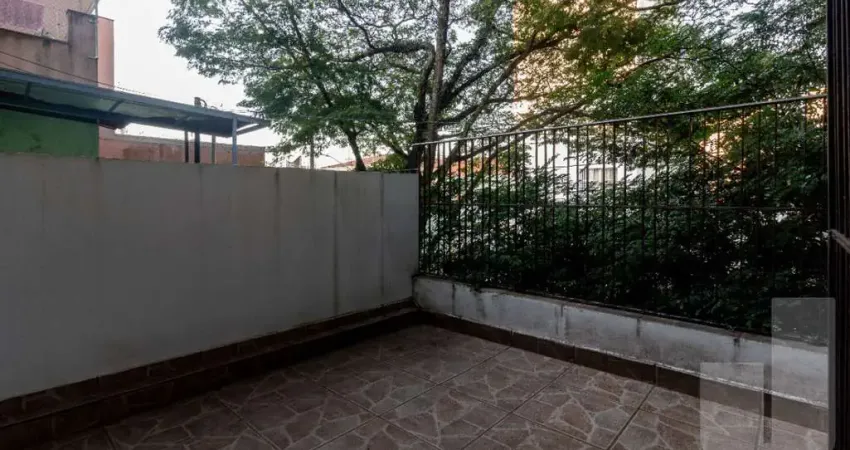 Sobrado 3 dormitorios sendo 1 suite 3 banheiros sala 2 ambientes 2 vagas.