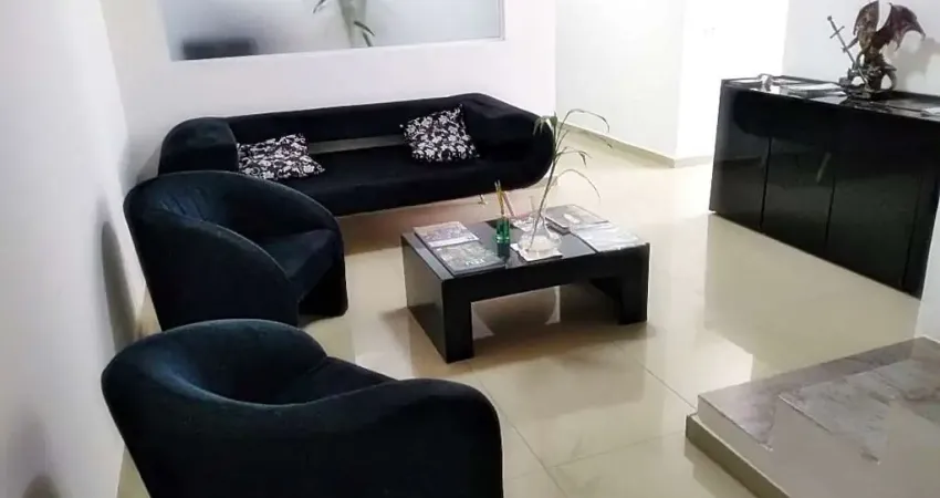 Casa Comercial de Alto Padrão com 9 Quartos e 11 Salas em Itu-SP, Brasil  200,00 m²  Faturamento Mensal de R$15.700,00