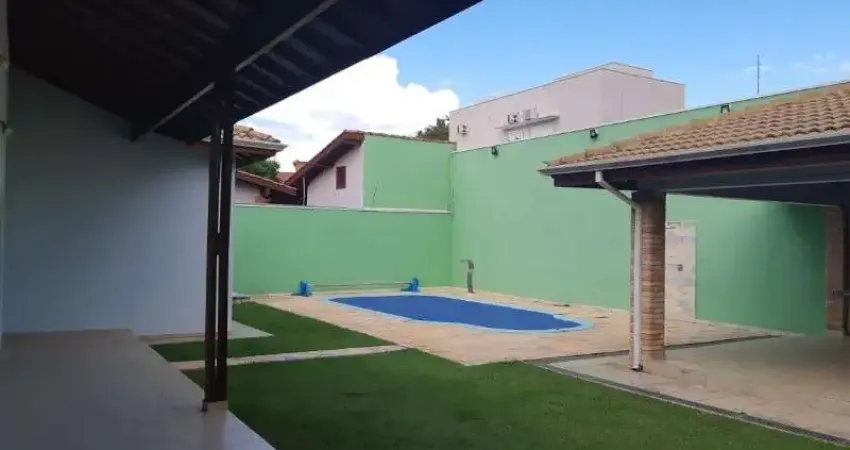 Casa de luxo no alto das palmeiras em itu-sp: 3 quartos, 3 suítes, 1 sala, 5 banheiros, 4 vagas de garagem - 250,00 m² de área. venda ou locação!