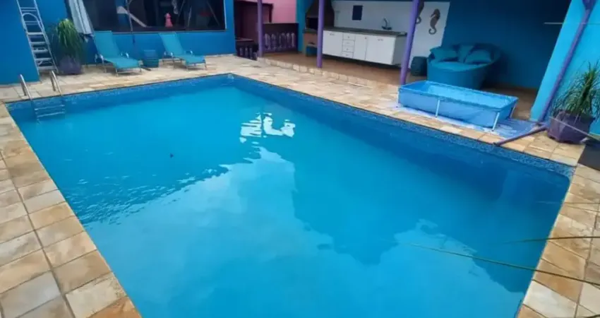 Linda Casa com piscina, Jardim Guanciale Campo limpo Paulista