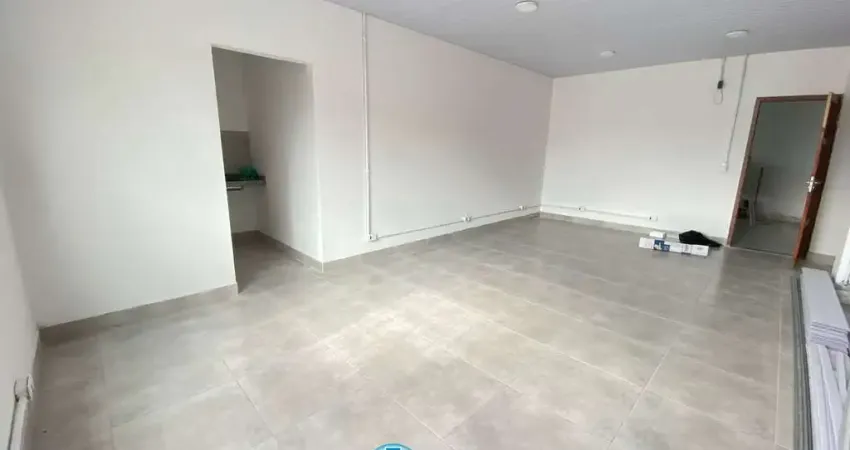Sala comercial para alugar na João Ercelio Gross, 232, Saracuruna, Duque de Caxias