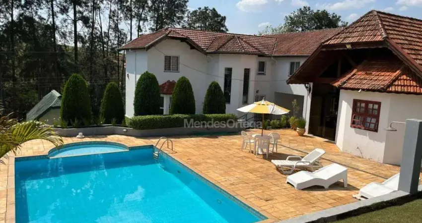 Chácara com 6 dormitórios à venda, 1500 m² por R$ 1.600.000,00 - Condomínio Residencial Saint Claire - Boituva/SP