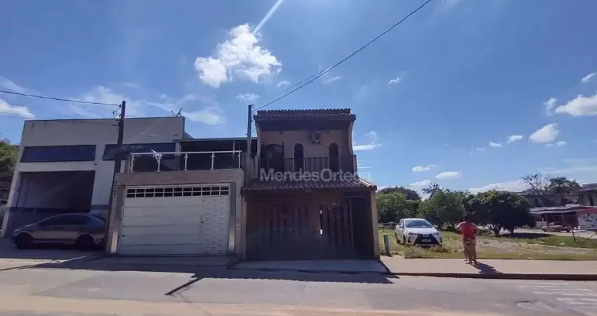 Casa com 3 dormitórios à venda, 199 m² por R$ 380.000,00 - Jardim Saira - Sorocaba/SP
